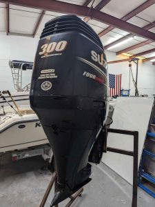 300HP Suzuki Outboard Motor