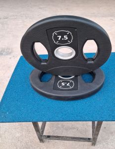 7.5 Kg Rubber Coated Tri-Grip Weight Plate