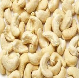 W320 Grade Cashew Nuts