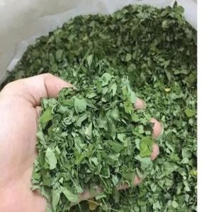 Dried Moringa Leaves