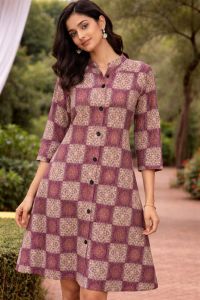 Ladies Floral Embroidered Cotton Kurti