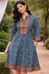 Ladies Floral Embroidered Cotton Kurti