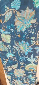 Ladies Crepe Big Floral Print Designer Fabric
