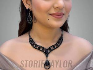 Black Crystal Pendant Set