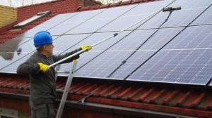 Solar Panel Maintenance Service