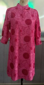 Ladies Pink Embroidered Cotton Kurti