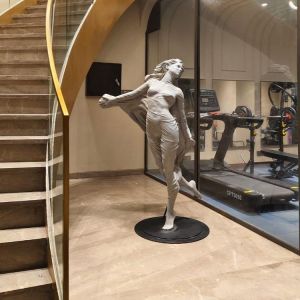 Dancling Lady Sculpture
