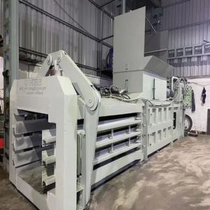 Horizontal Waste Baling Machine