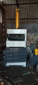 Hydraulic Waste Baling Machine
