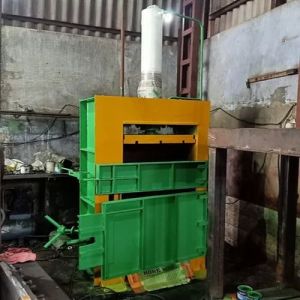 Waste Baling Machine