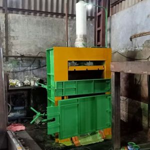 Plastic Waste Baling Machine