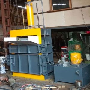 Single Box Vertical Baling Machine