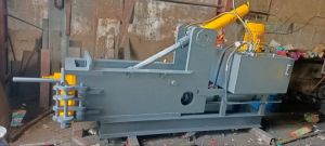 Triple Action Scrap Baling Machine