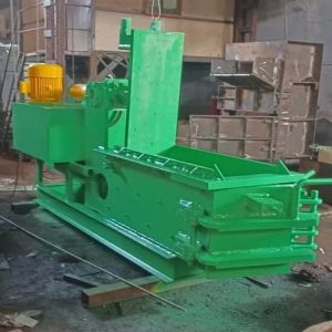 UE-12 X 15 Scrap Baling Machine