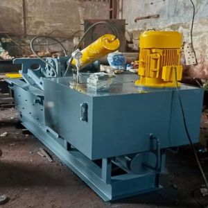 Urmi Scrap Baling Machine