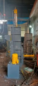 Vertical Baling Machine