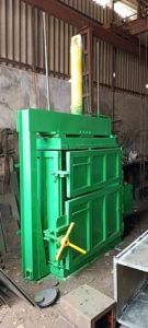 Vertical Mild Steel Baling Machine