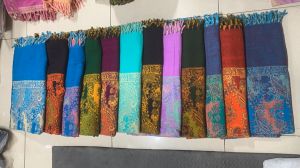Ladies Printed Acrylic Shawl