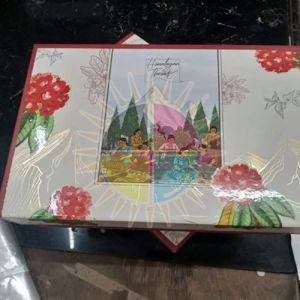 Gift Hamper Packaging Box