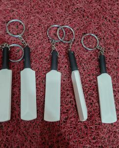 Steel Cricket Bat Keychain