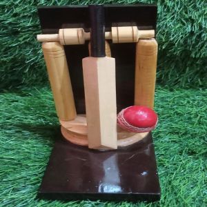 Cricket Kit Showpiece