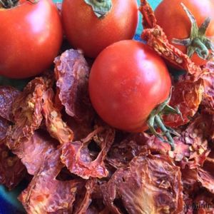 Dehydrated Tomato Flakes