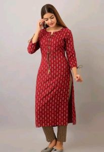 Women Paisley Printed Rayon Red Kurta