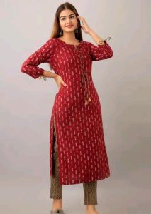 Women Paisley Printed Rayon Red Kurta