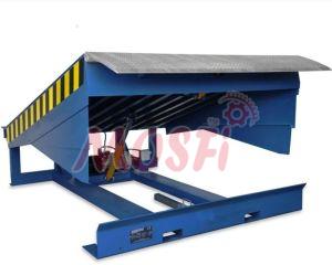 Hydraulic Dock Leveler