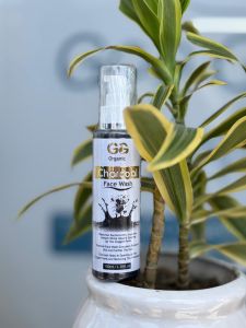 Charcoal Deep Cleansing Face Wash