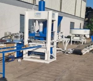 Hydraulic Concrete Block Making Machine