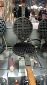 Stainless Steel Round Waffle Maker