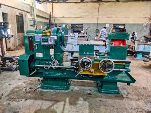Heavy Duty Lathe Machine