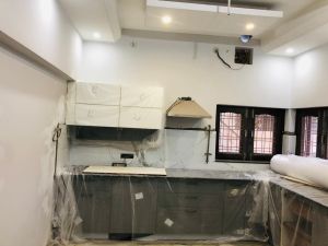Contemporary Modular Kitchen
