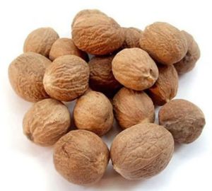 Dried Whole Nutmeg