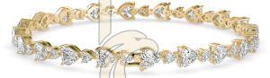 Heart-shaped Lab Grown Diamonds Tennis Bracelet