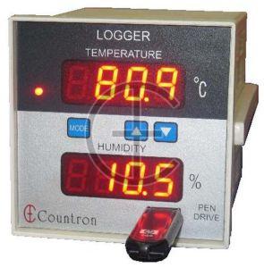Humidity and Temperature Logger for USB Pen Drive
