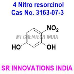 4- Nitro Resorcinol  Powder