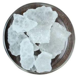 ISO Borneol Flakes