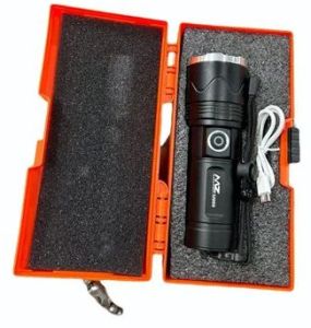 Mz M983 LED Flashllight