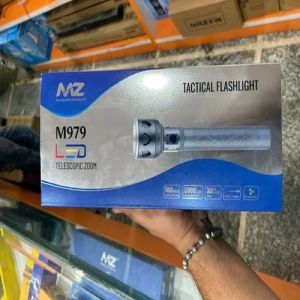 Mz M979 LED Flashlight