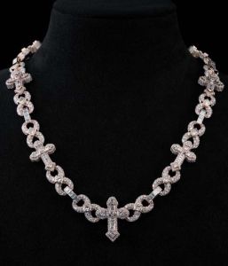 925 Sterling Silver Moissanite Diamond Studded Twisted Link Chain