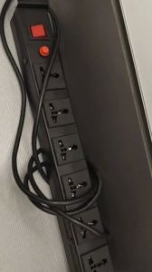 6 Socket 6 AMP Universal Socket Power Distribution Units Pdu