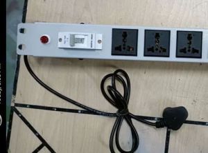 6 Socket 6 AMP Universal Socket Power Distribution Units Pdu