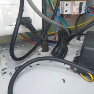 Outdoor Pole Mount Rack