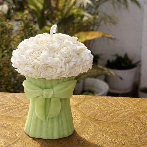 Soy Wax White Rose Bouquet Candle