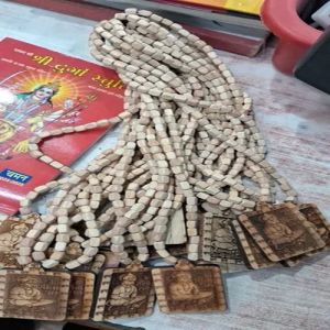Chandan Tulsi Mala
