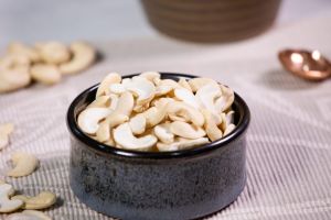 Split Cashew Nuts