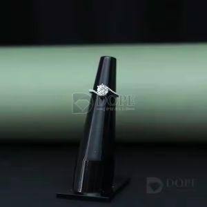 1.0 Carat Round Pointer Solitaire Diamond Ring
