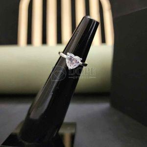 Elegant Heart Shape Moissanite Diamond Ring